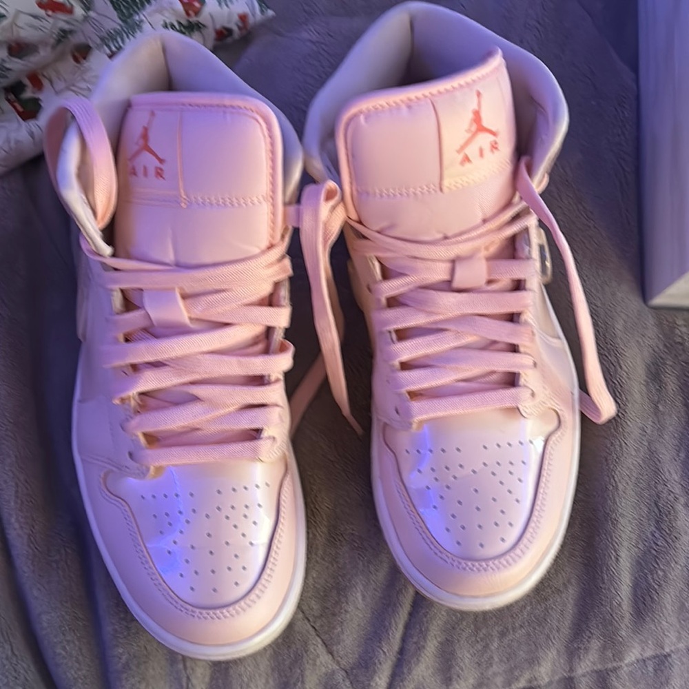 Jordan Women's Light Pink Sneakers
